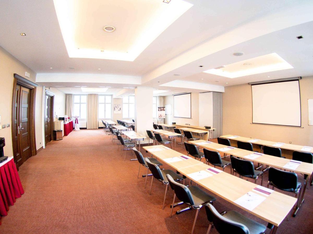 Mercure Center Hotel 4*