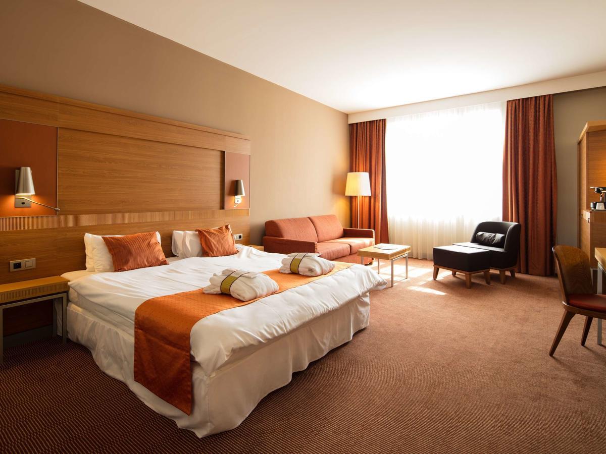 Hotel Mercure Center 4*